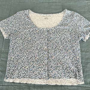 American Eagle top